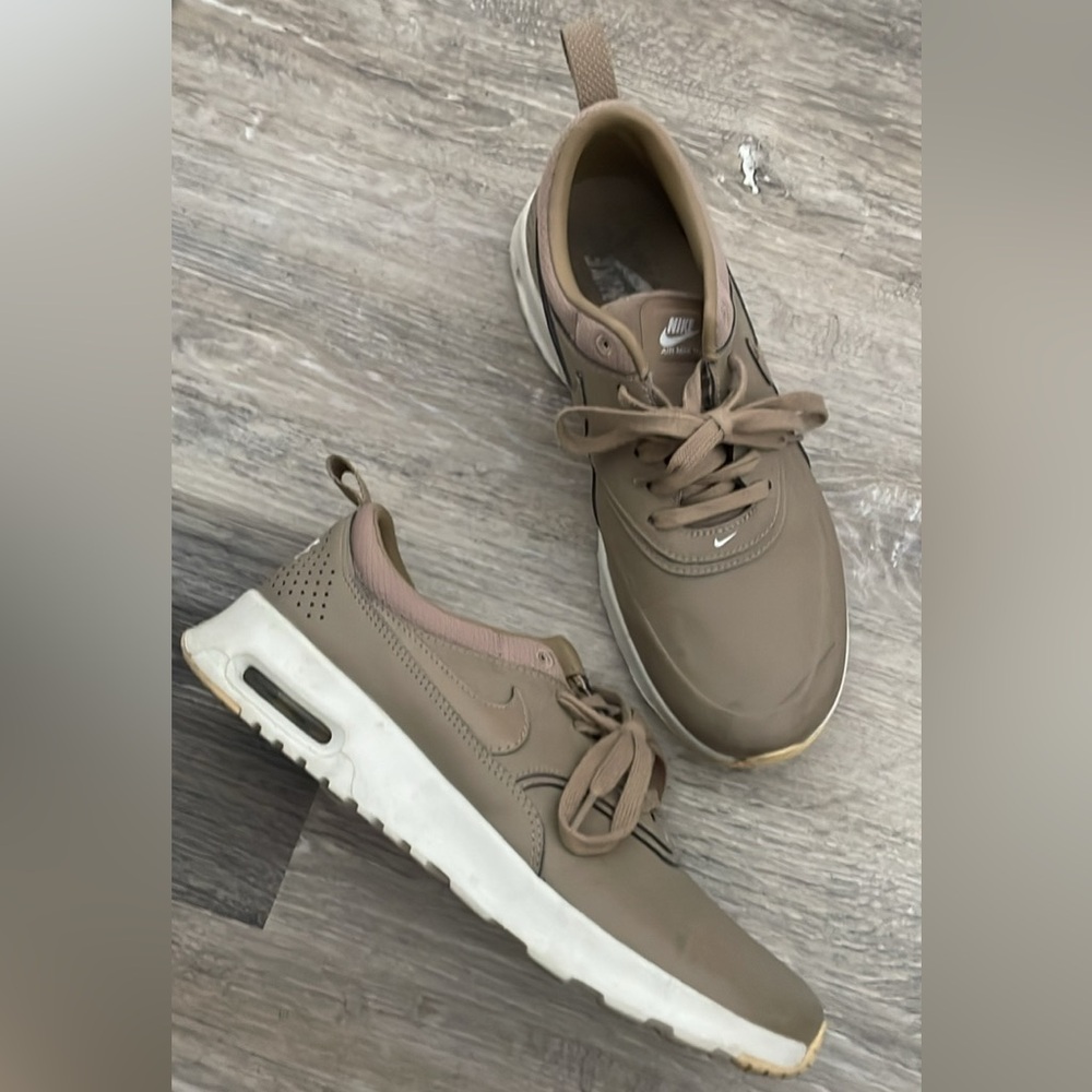 Nike Air Max Thea Premium Sneakers